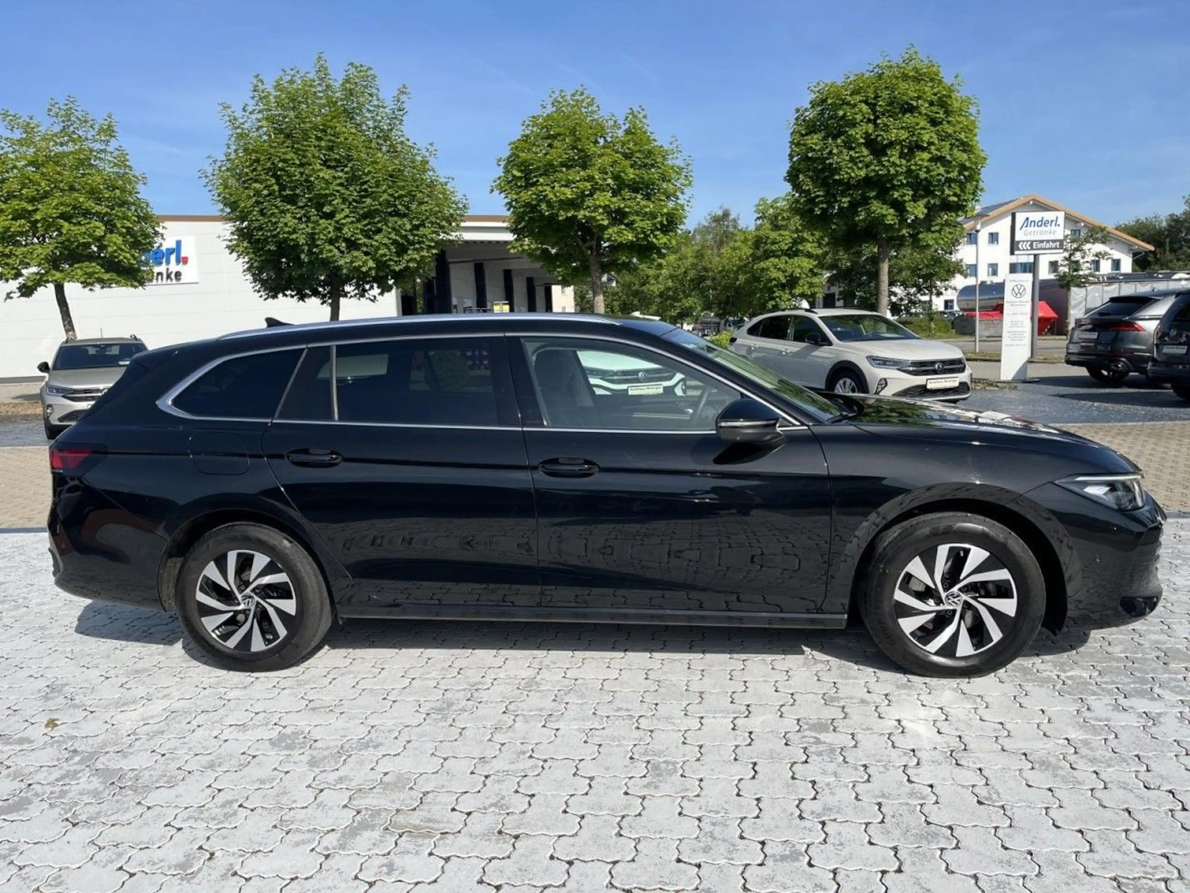 Volkswagen Passat Variant 2.0 TDI Business DSG (LED+NAVI+AH — photo 5