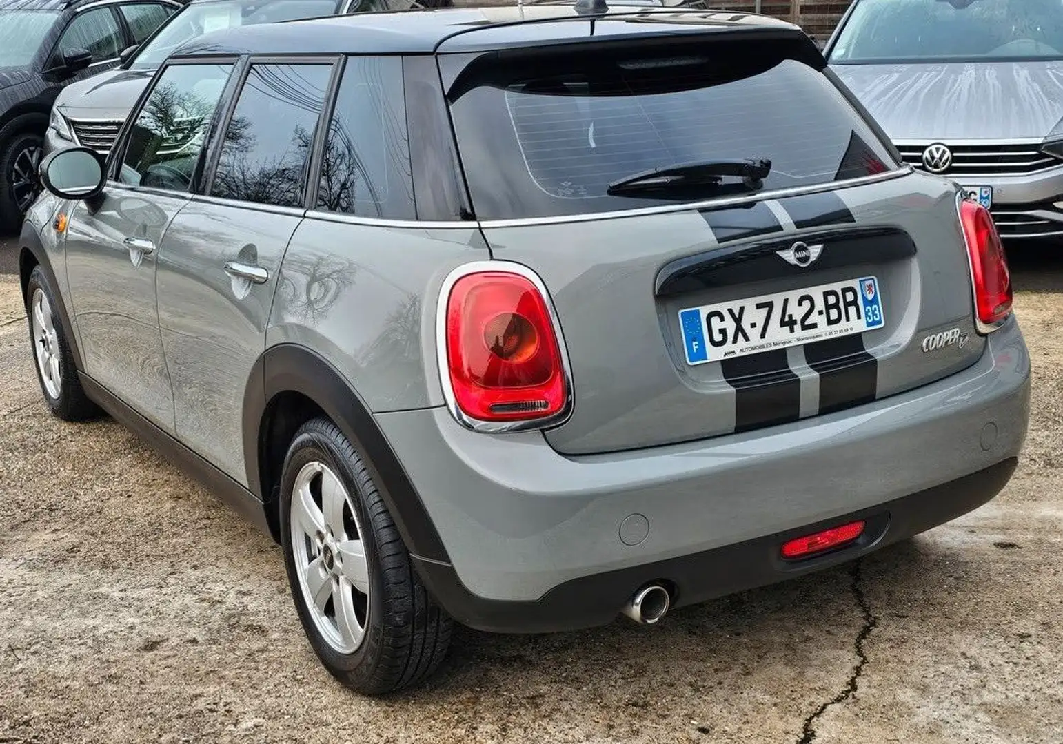MINI One Superbe cooper d 116 ch 5 portes 2018 Grau - 2
