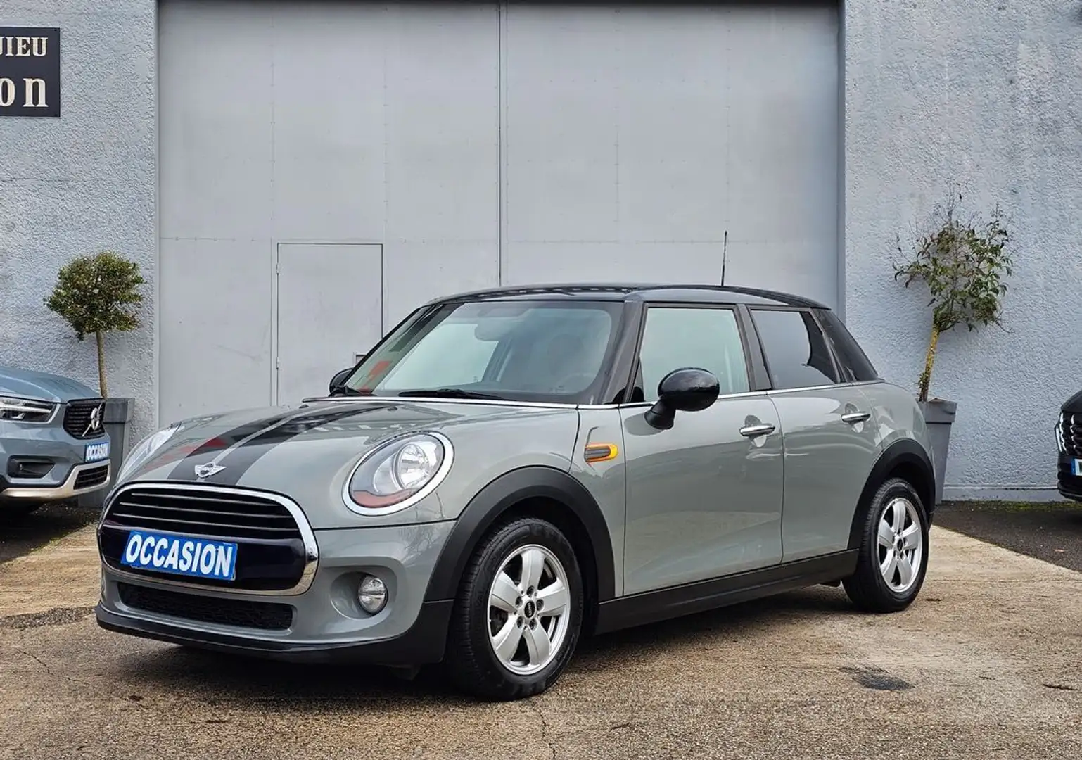 MINI One Superbe cooper d 116 ch 5 portes 2018 Grau - 1