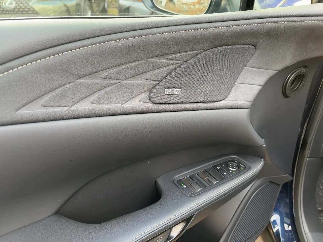 Lexus RX 450h RX 450 h+ E-FOUR Luxury Line *Panorama* 13