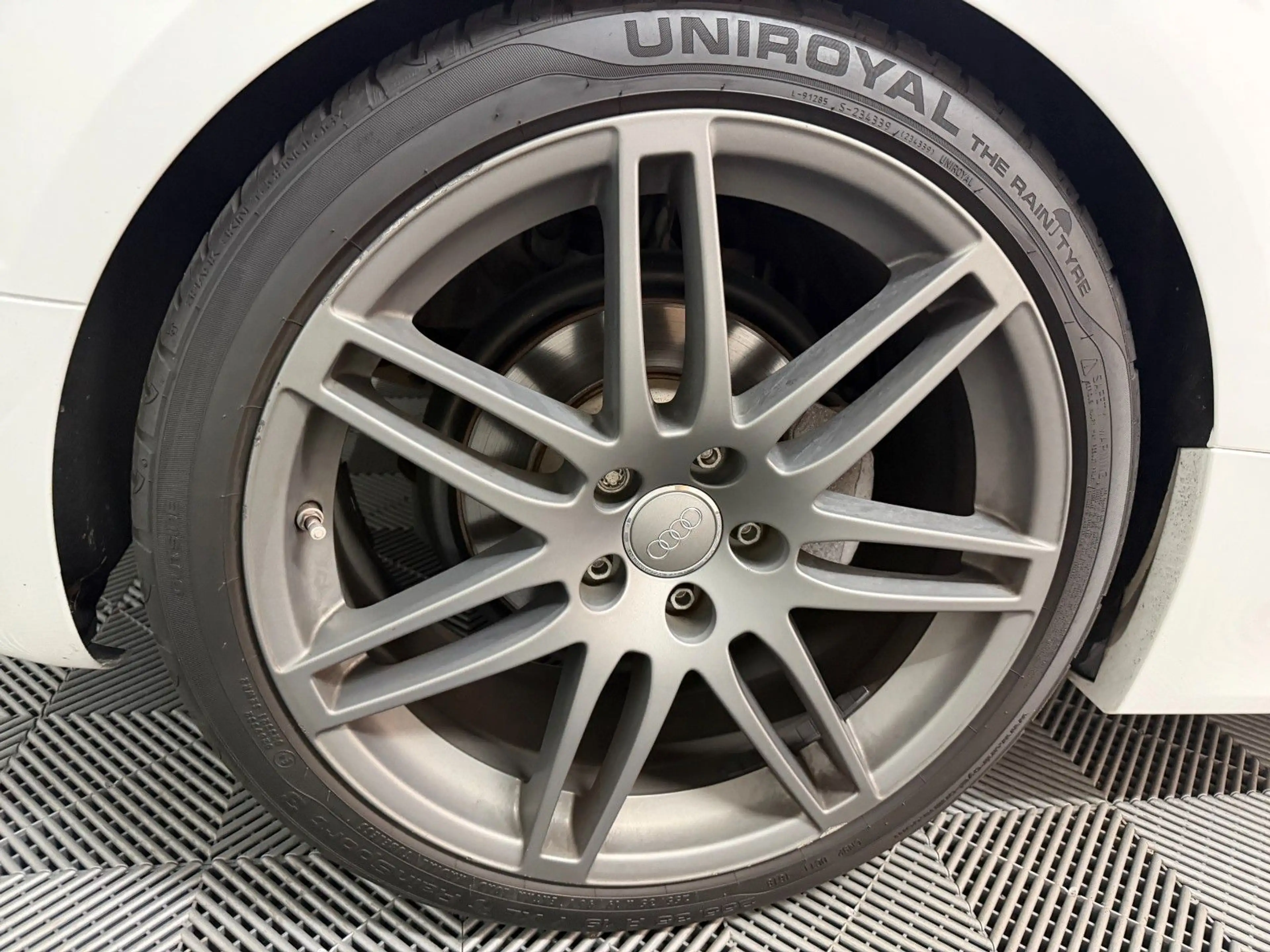 Audi TT 1.8 TFSI Roadster S line Sport + Service NEU — photo 9