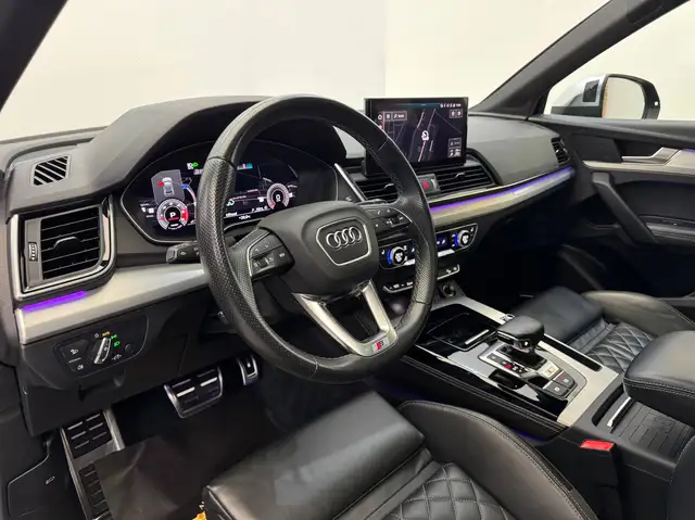 Audi SQ5 view 13