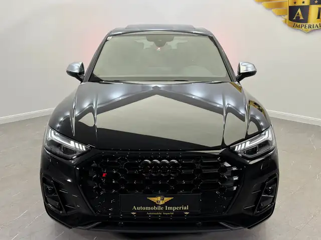 Audi SQ5 view 5