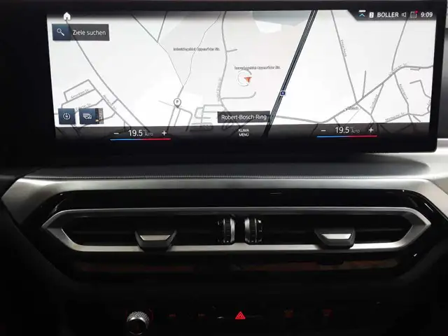 BMW 3 Series view 12