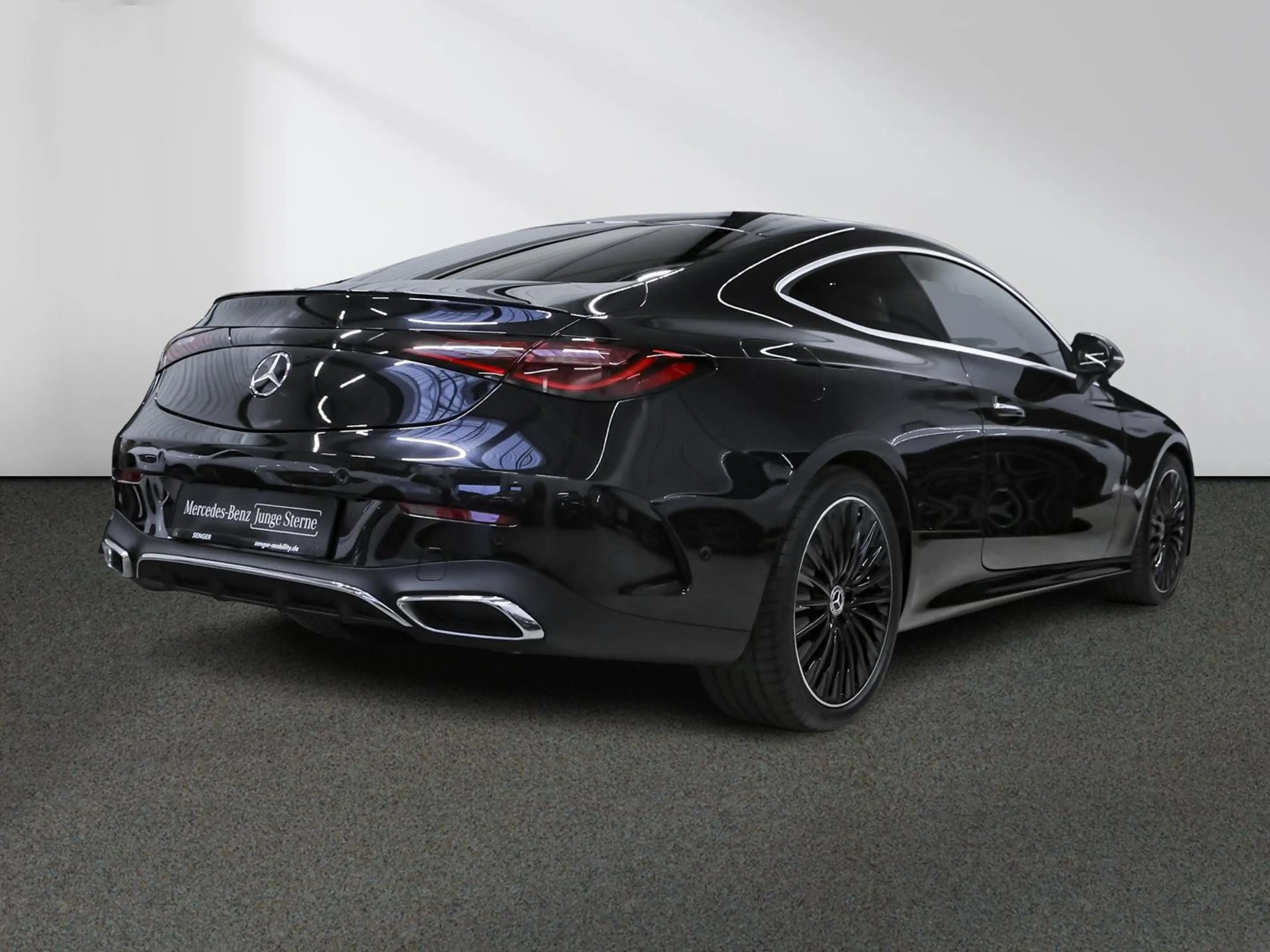 Mercedes-Benz CLE 300 4M AMG Premium Digital-L. Burmester HUD — photo 3