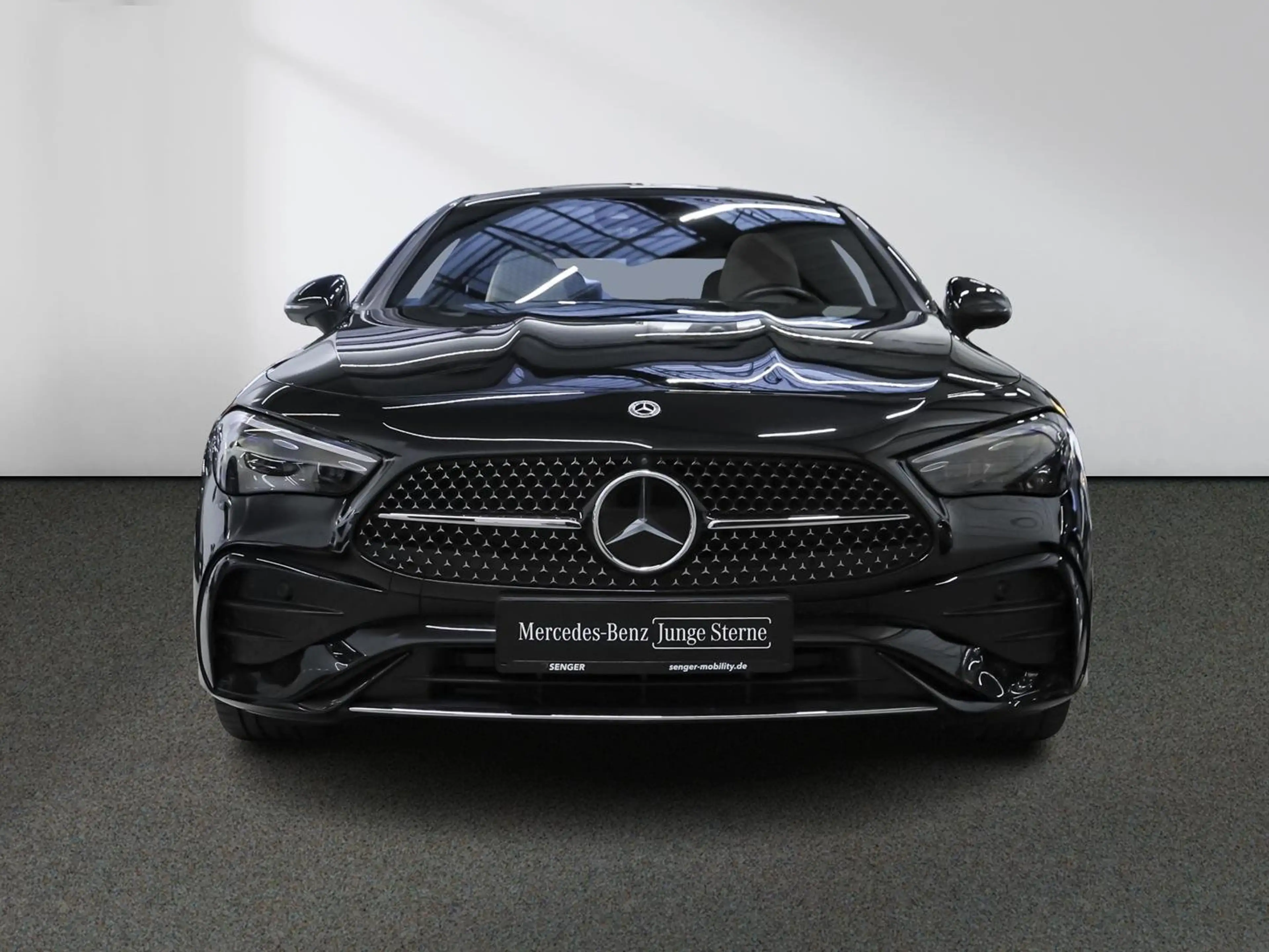 Mercedes-Benz CLE 300 4M AMG Premium Digital-L. Burmester HUD — photo 4