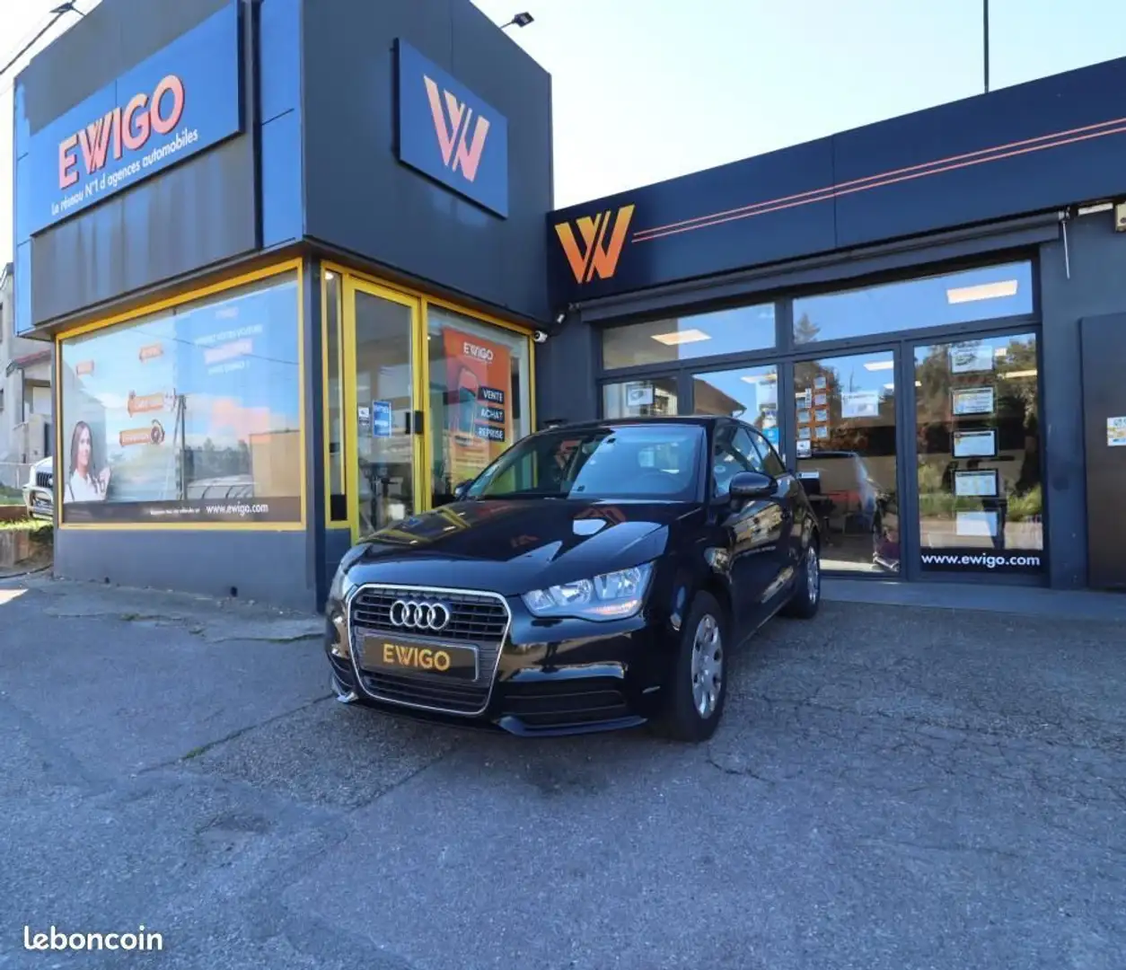 Audi A1 1.6 TDI 105 CH AMBIENTE Noir - 1