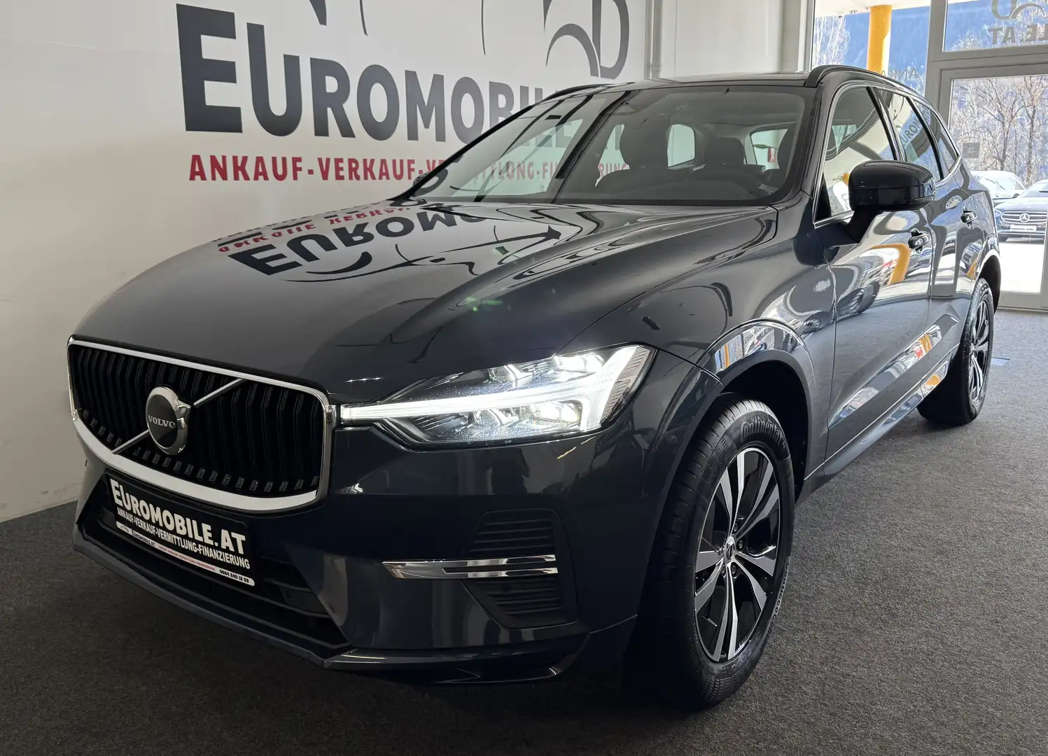 Volvo XC60 Momentum Pro AWD *RFK*TOTW.*Winter-P.*LED*Keyless* Blau - 1