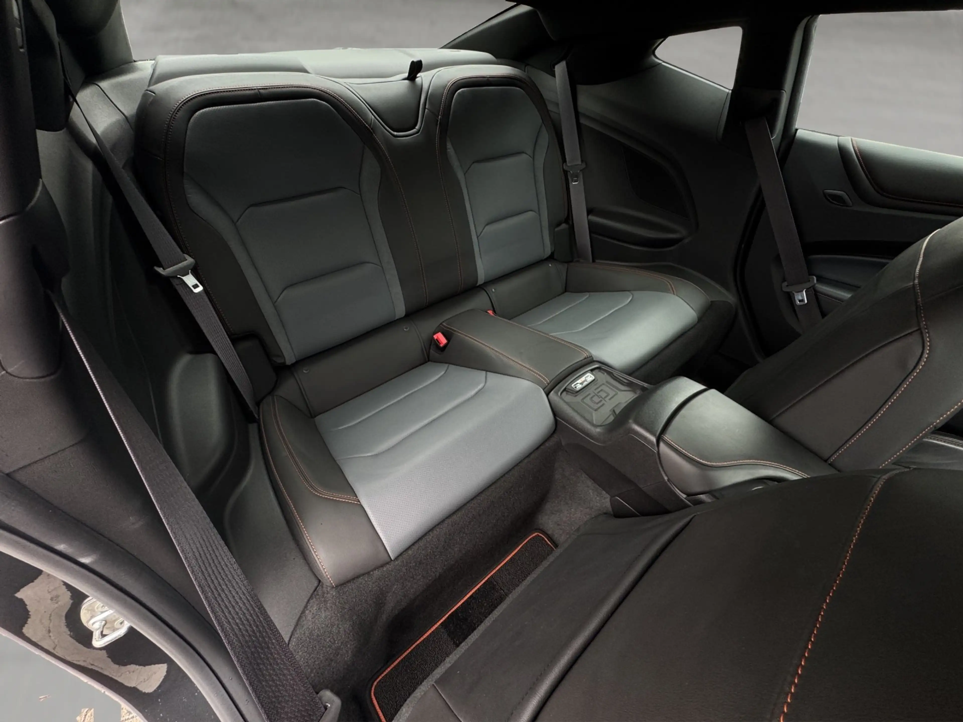 Chevrolet Camaro Coupe FIFTY V8 6.2 Aut./TEMPOMAT/XENON/ — photo 13