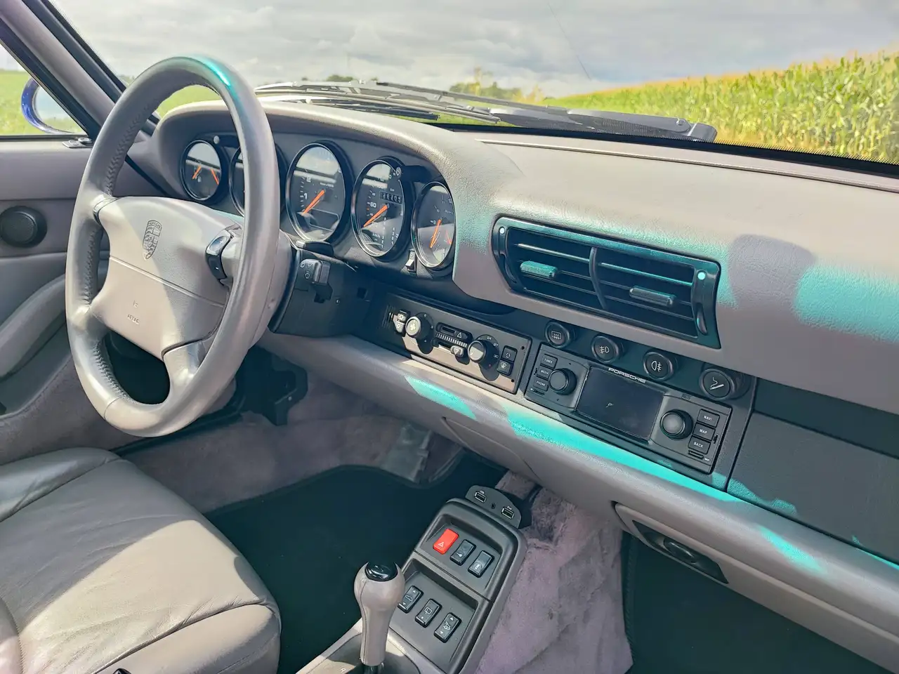 Porsche 993 Carrera 2 - Schuifdak - Rafleder- Airco - Complete Historiek - Motorrevisie, foto 7