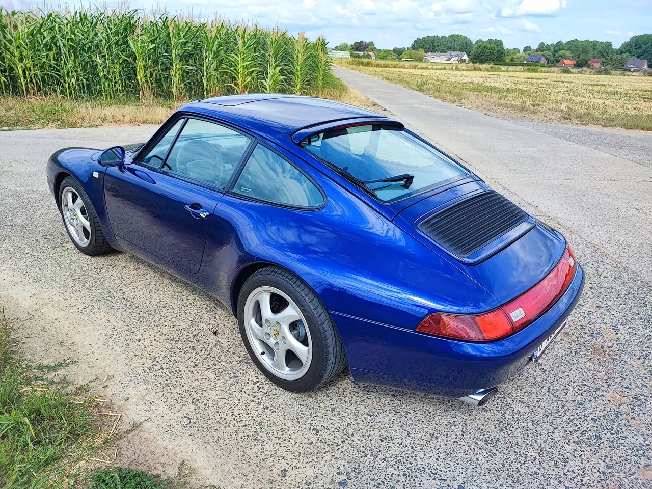 Porsche 993 Carrera 2 - Schuifdak - Rafleder- Airco - Complete Historiek - Motorrevisie, foto 4