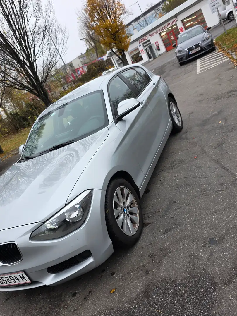 BMW 1er M Coupé 116d Silber - 2