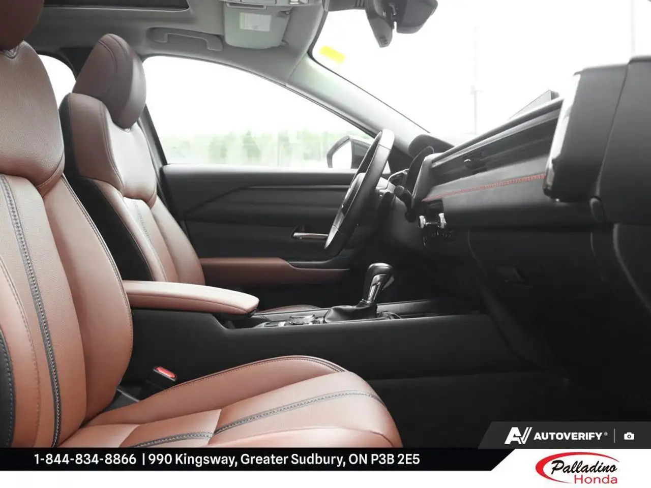 Mazda CX-50 снимка Mazda CX-50