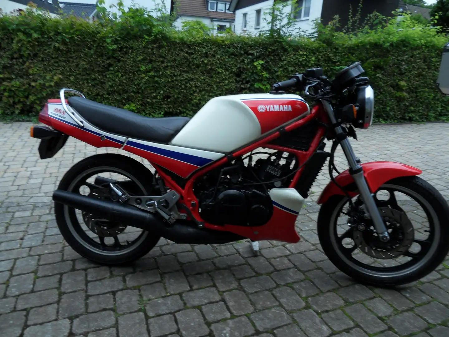 Yamaha RD 350 RG 350 ypvs Rouge - 1