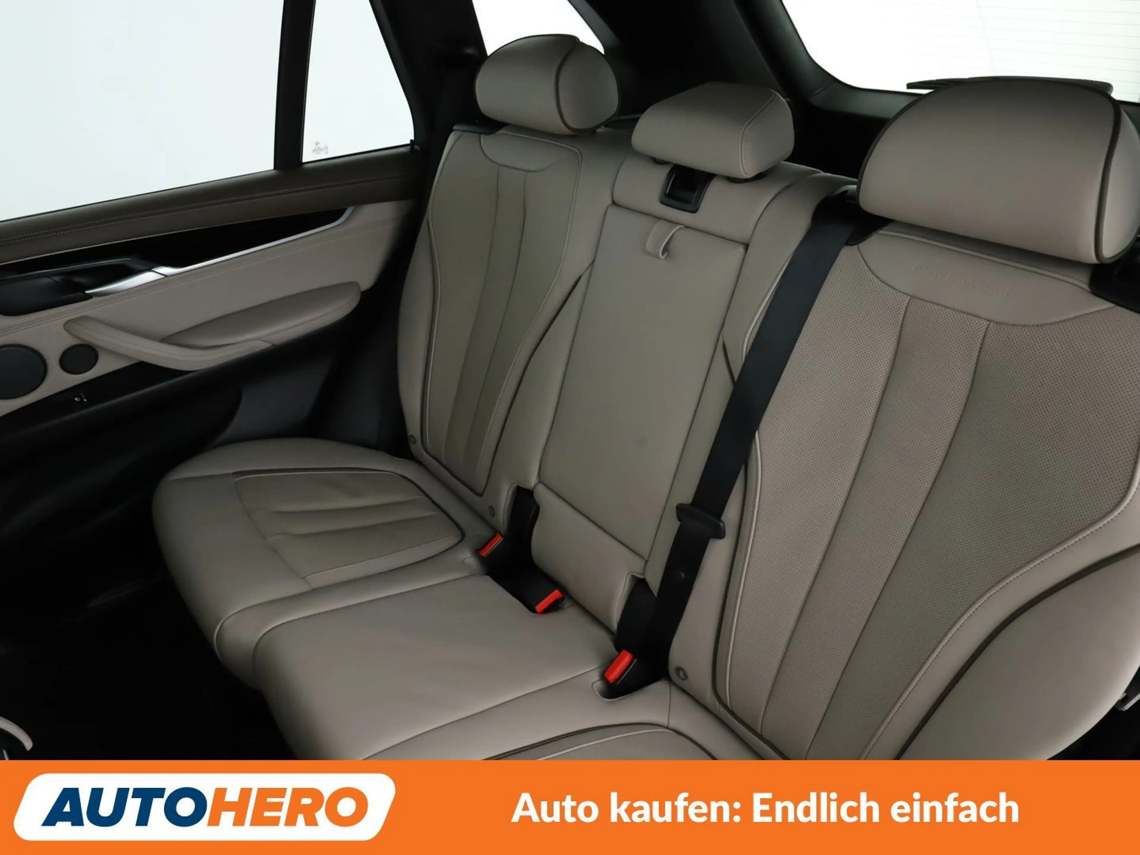 BMW X5 xDrive 40d — photo 14