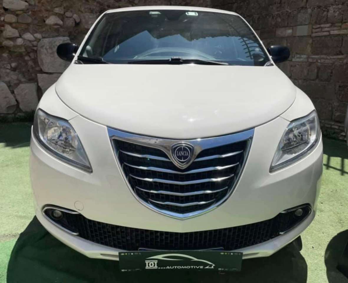 Lancia Ypsilon 0.9 t.air Gold  metano 80cv