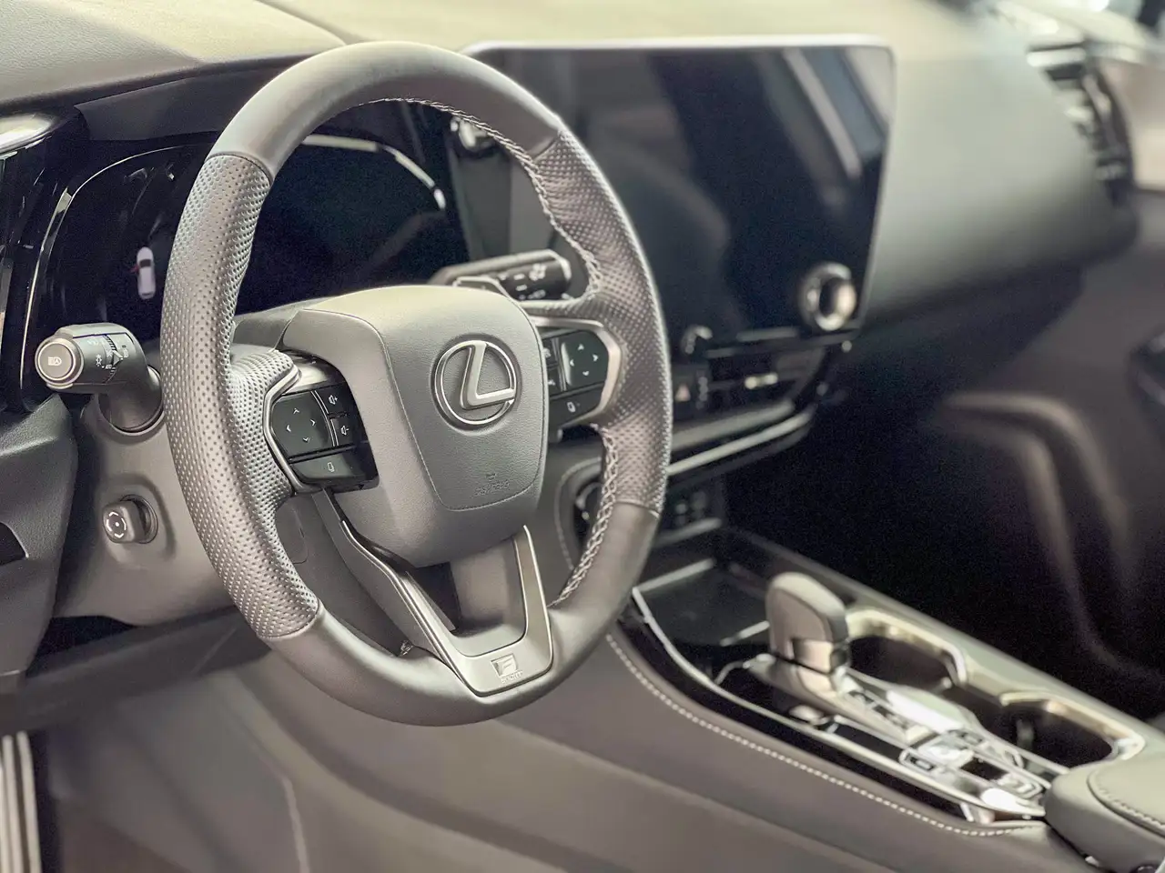 Lexus NX снимка Lexus NX