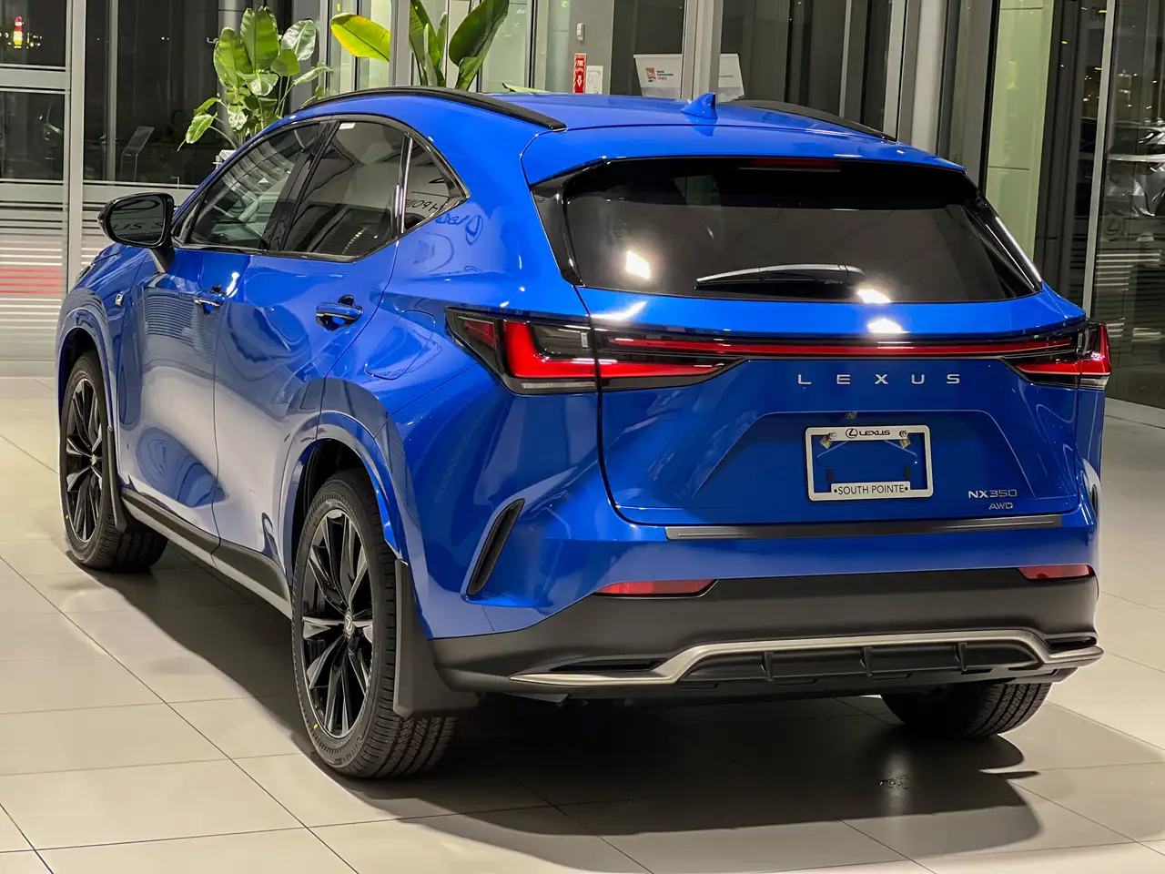 Lexus NX снимка Lexus NX