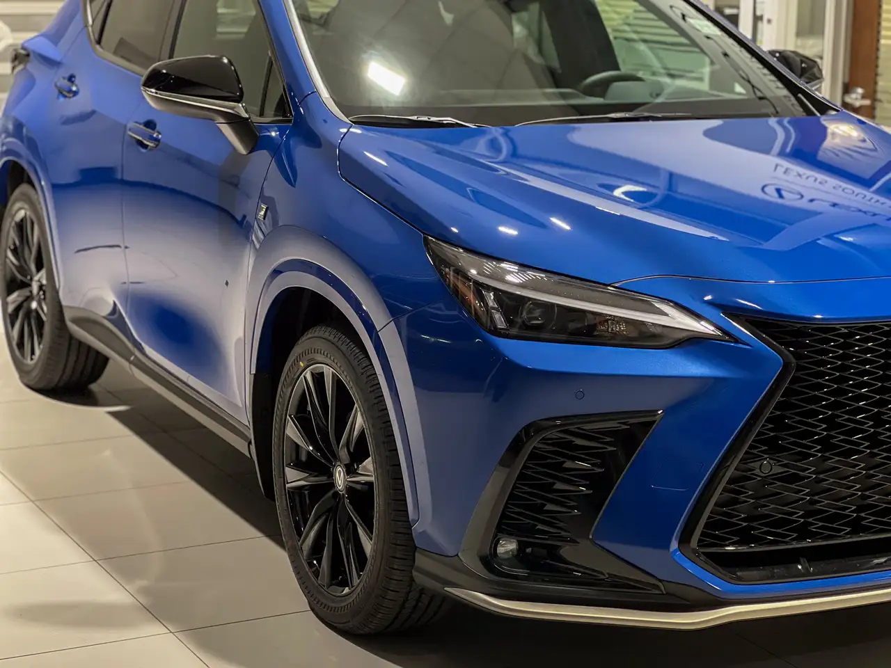 Lexus NX снимка Lexus NX