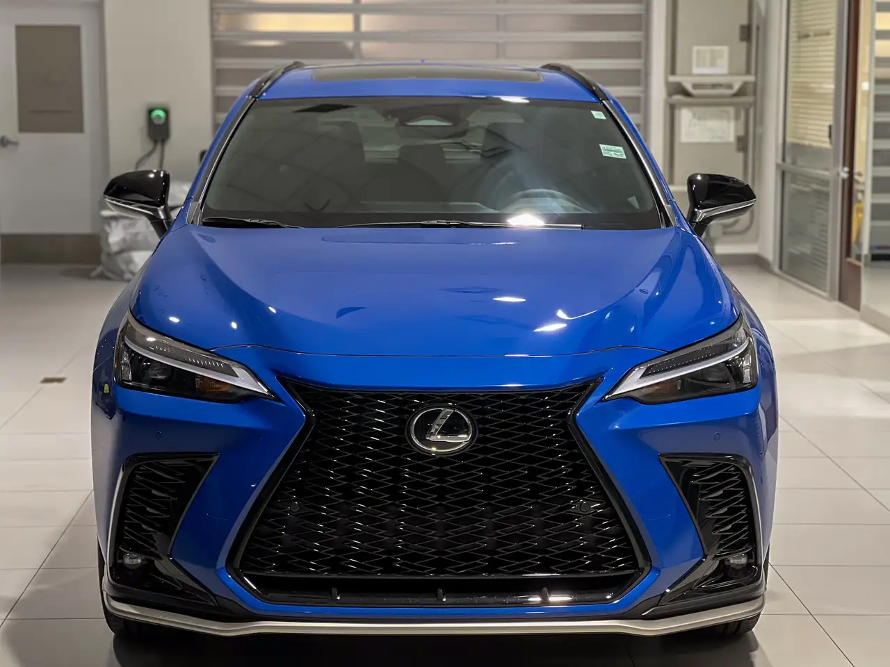 Lexus NX снимка Lexus NX