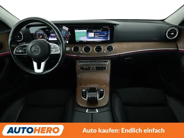 Mercedes-Benz E-Class view 12