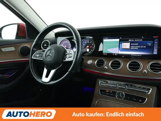 Mercedes-Benz E-Class view 13