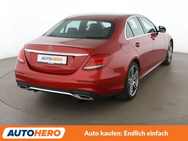 Mercedes-Benz E-Class view 6