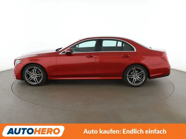 Mercedes-Benz E-Class view 3