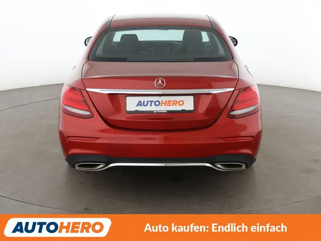 Mercedes-Benz E-Class view 5