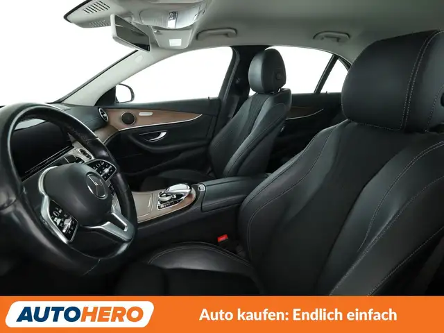 Mercedes-Benz E-Class view 10