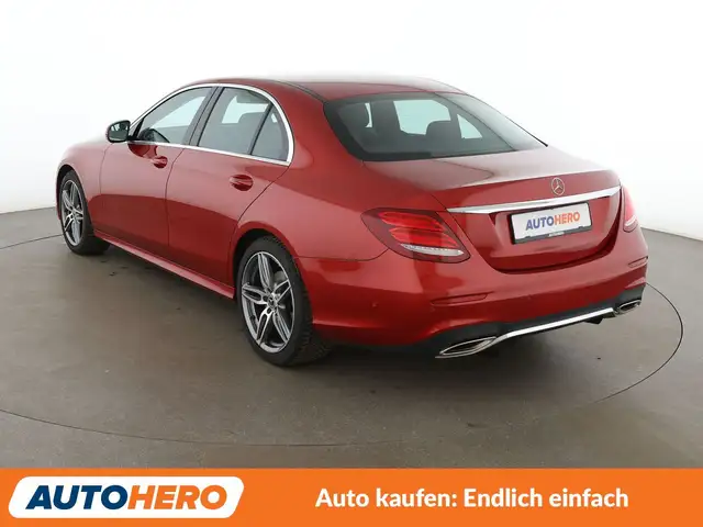 Mercedes-Benz E-Class view 4