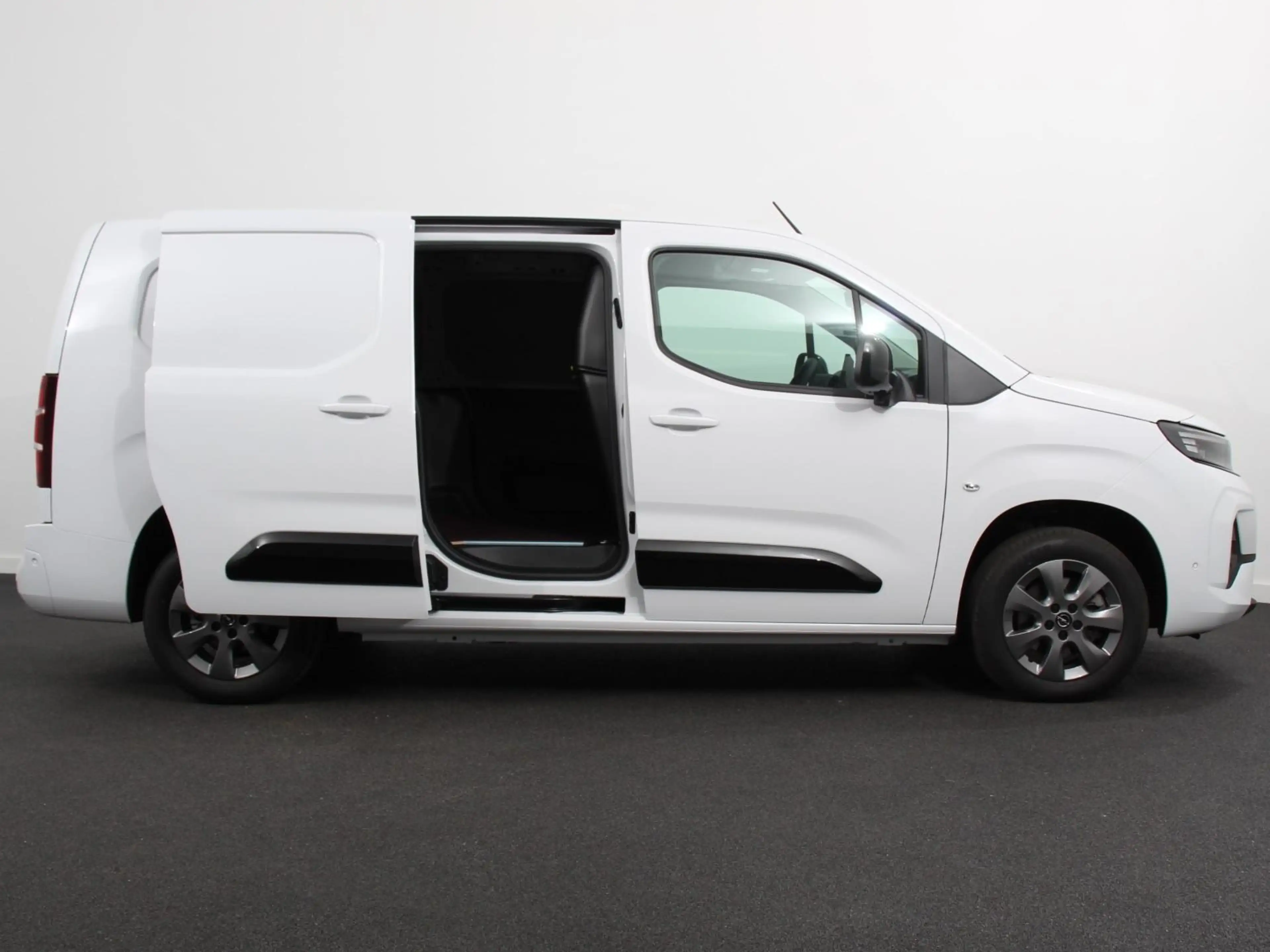 Opel Combo 1.5 BlueHDi 130 S&S L2 Apple Carplay Trekhaak Navi — photo 9