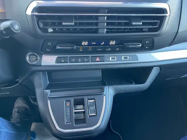 Opel Zafira 2,2 Diesel XL GS Aut. Ansicht 23