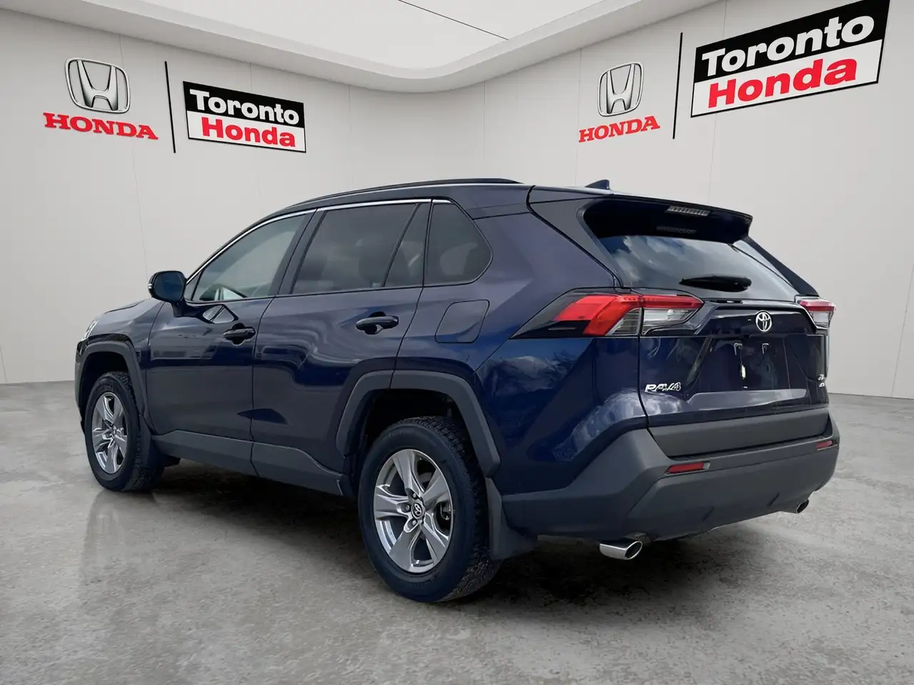 Toyota RAV 4 снимка Toyota RAV 4
