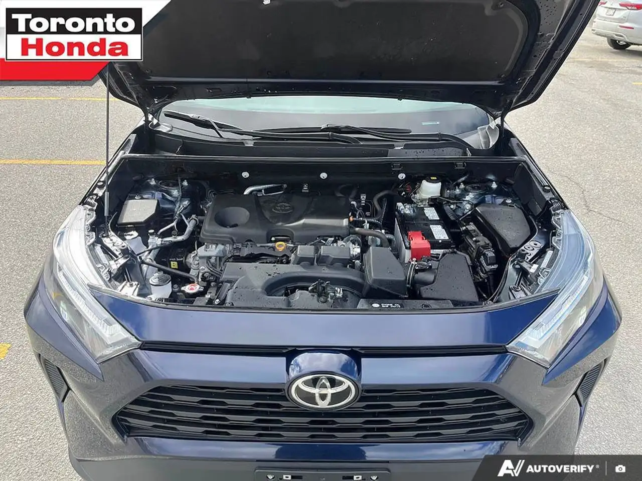 Toyota RAV 4 снимка Toyota RAV 4