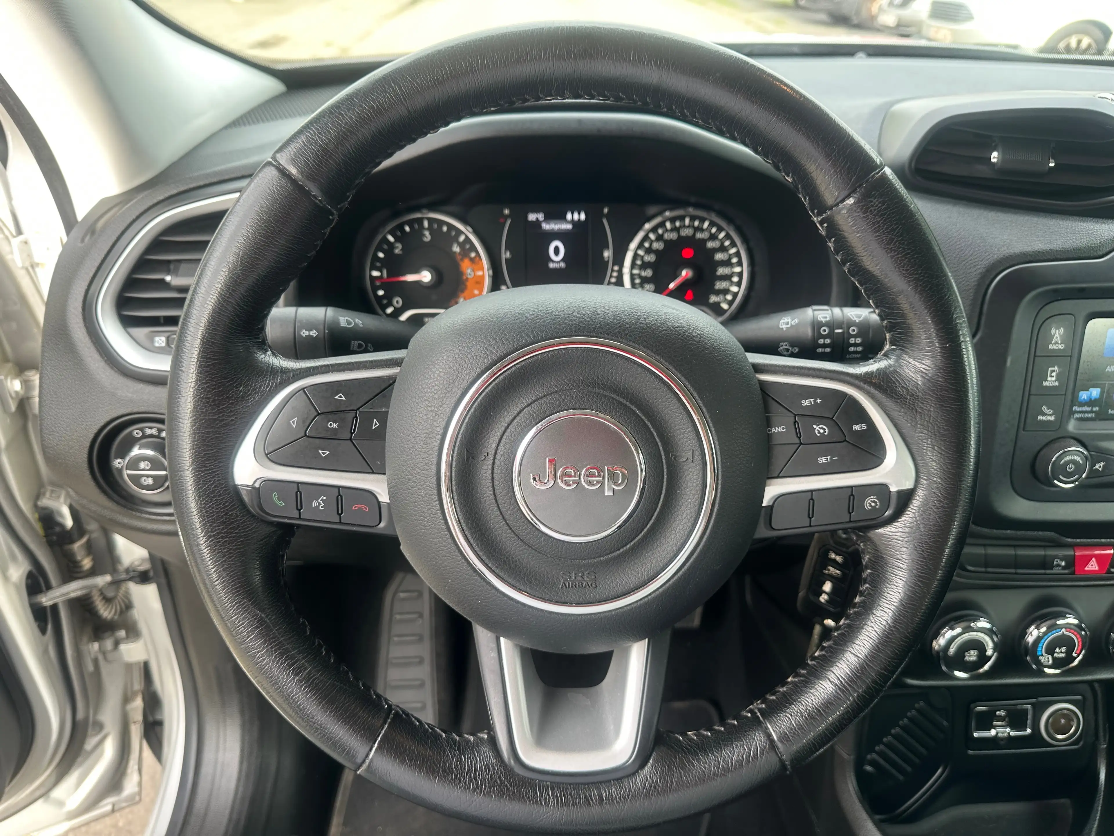 Jeep Renegade Renegade 1.6 MJD 4x2 Longitude — photo 13