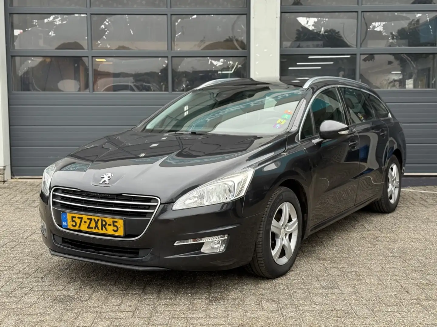 Peugeot 508 SW 1.6 e-HDi Blue L.Ex. Gris - 2