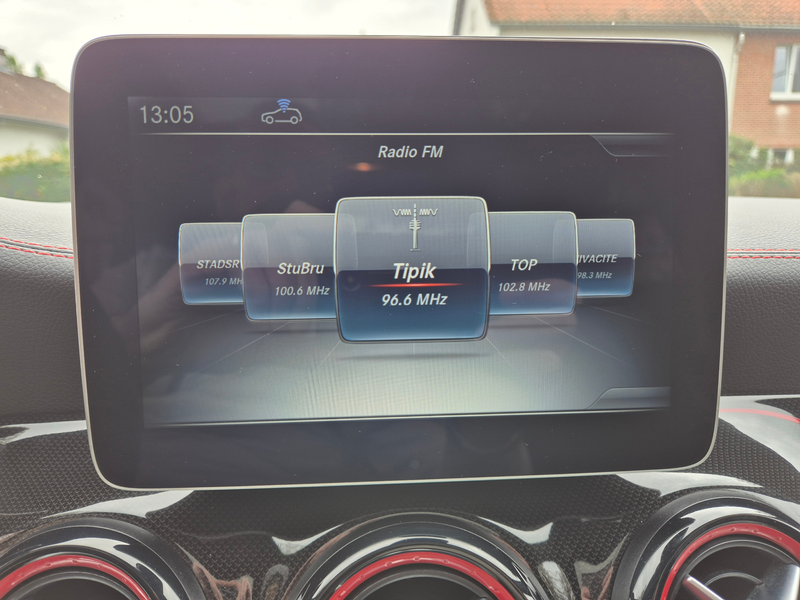 Mercedes-Benz CLA 45 AMG @ SERVICARS LASNE - Mercedes CLA 45 AMG 4-Matic — photo 15