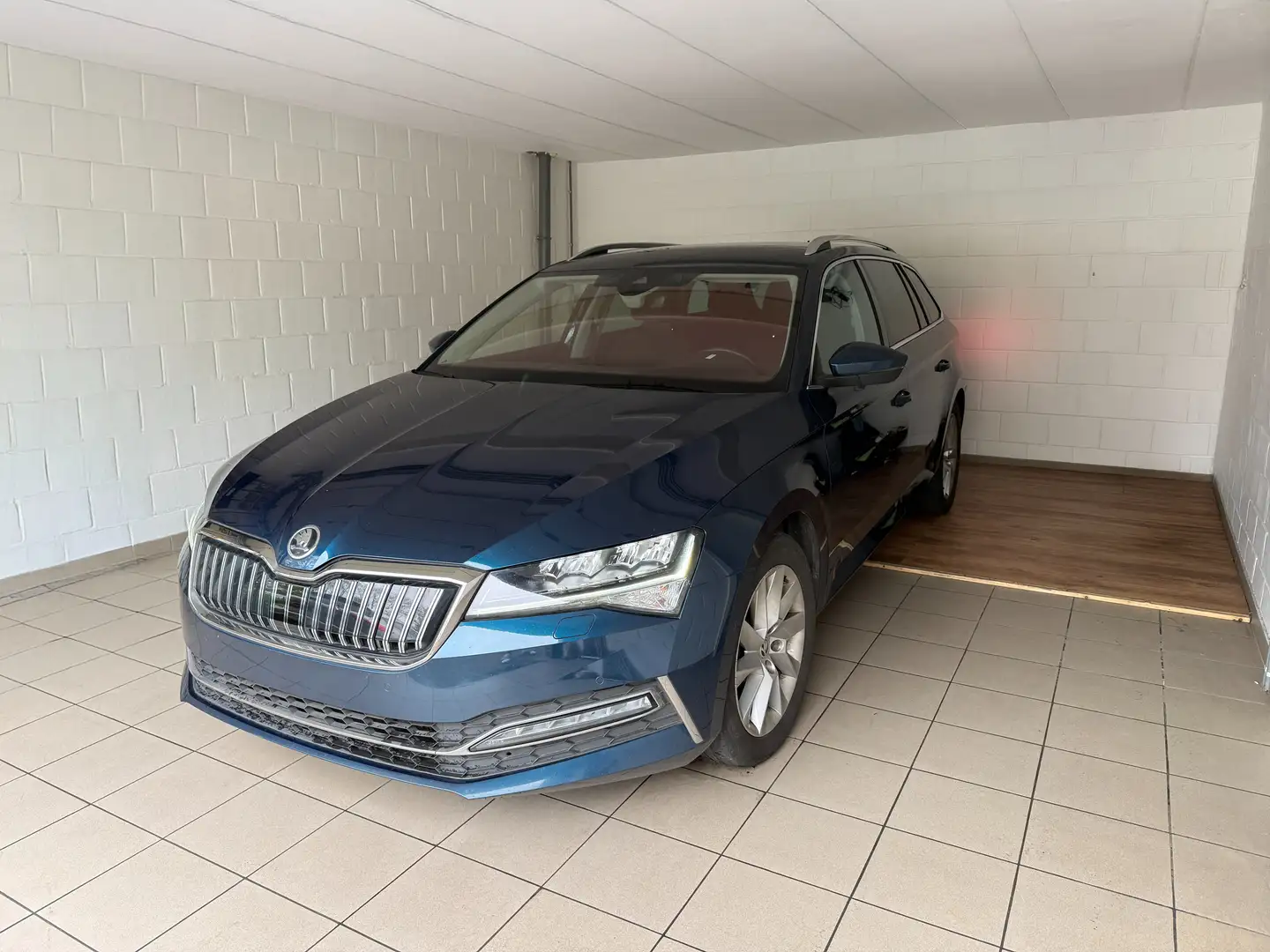Skoda Superb SW 1.4 PHEV Style DSG * FULL OPTIONS * 12 GARANTIE Bleu - 1