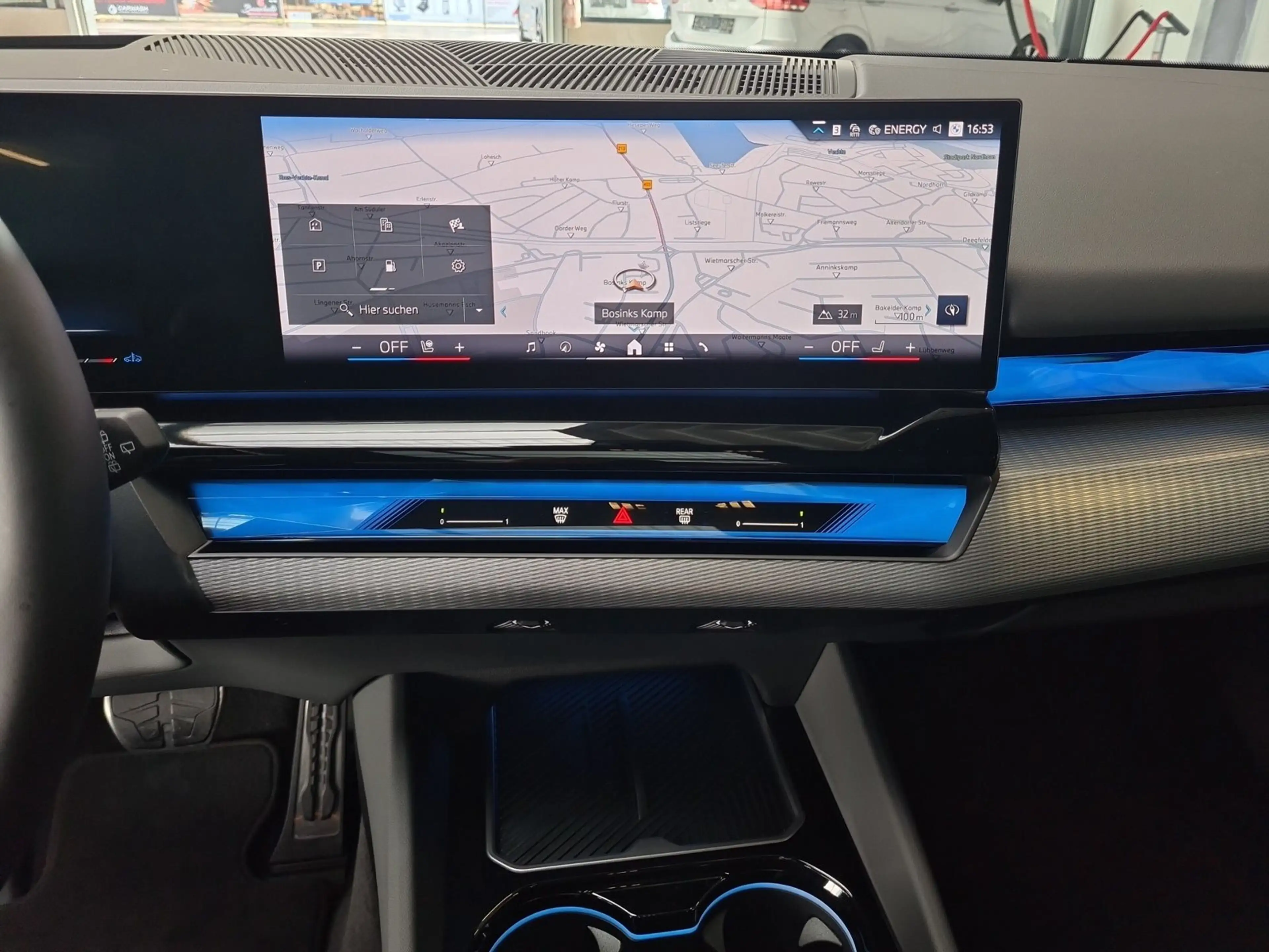 BMW 520 d xDrive Touring M-Sport Pro AHK Pano Head-Up uvm. — photo 14