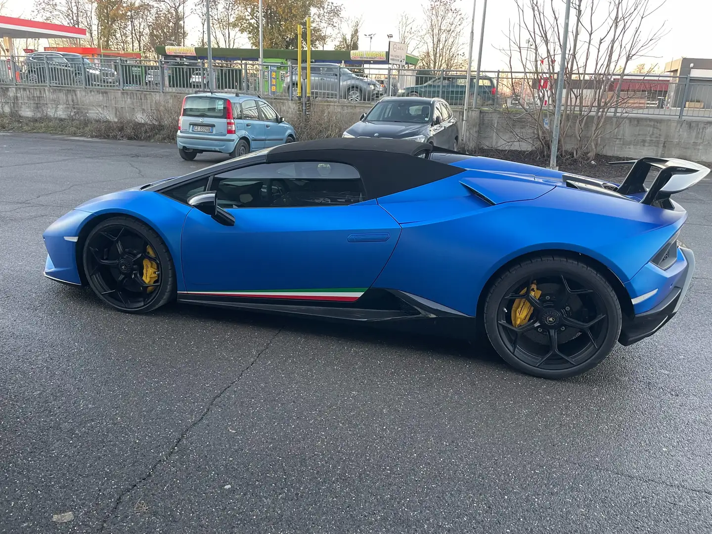 Lamborghini Huracán performante Blue - 2