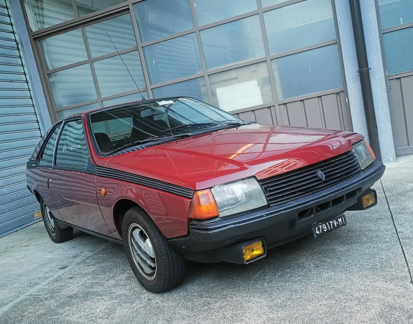 Renault Fuego Rouge - 2