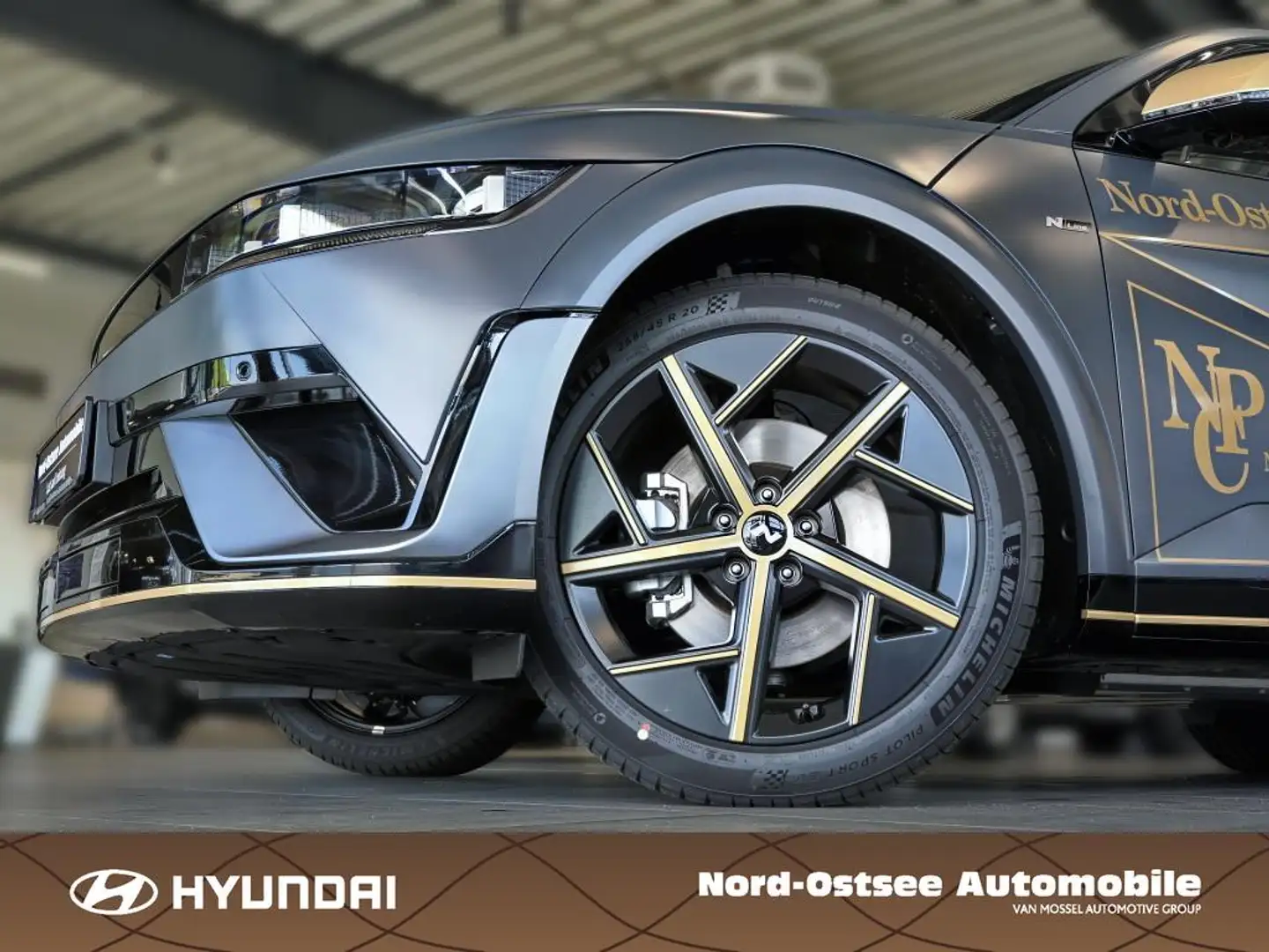 Hyundai IONIQ 5 N LINE Matrix-LED JOHN PLAYER SPECIAL Grijs - 2