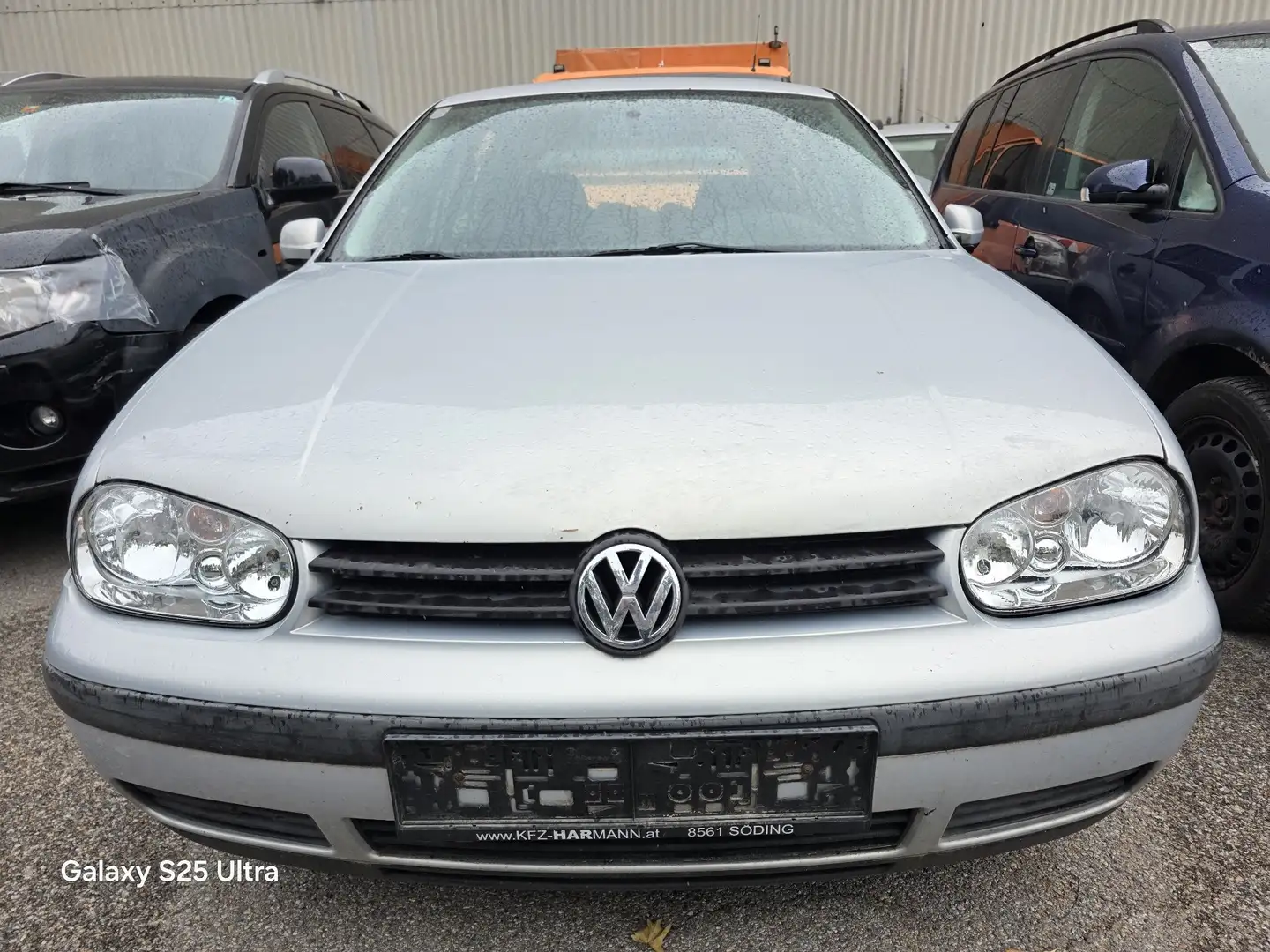 Volkswagen Golf 1.4 Trendline Grau - 1