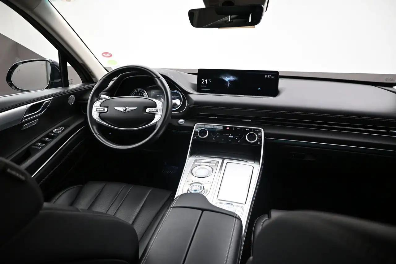 Genesis GV80 снимка Genesis GV80