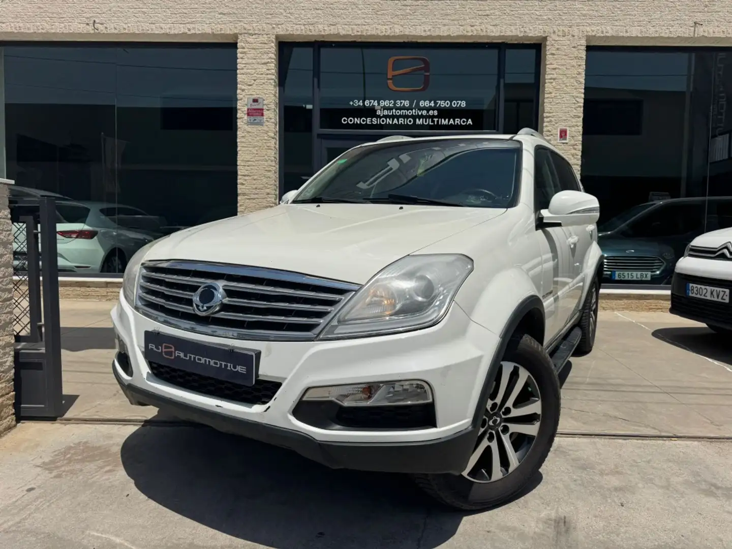 SsangYong Rexton W 200 e-Xdi Limited 4x4 Blanco - 1