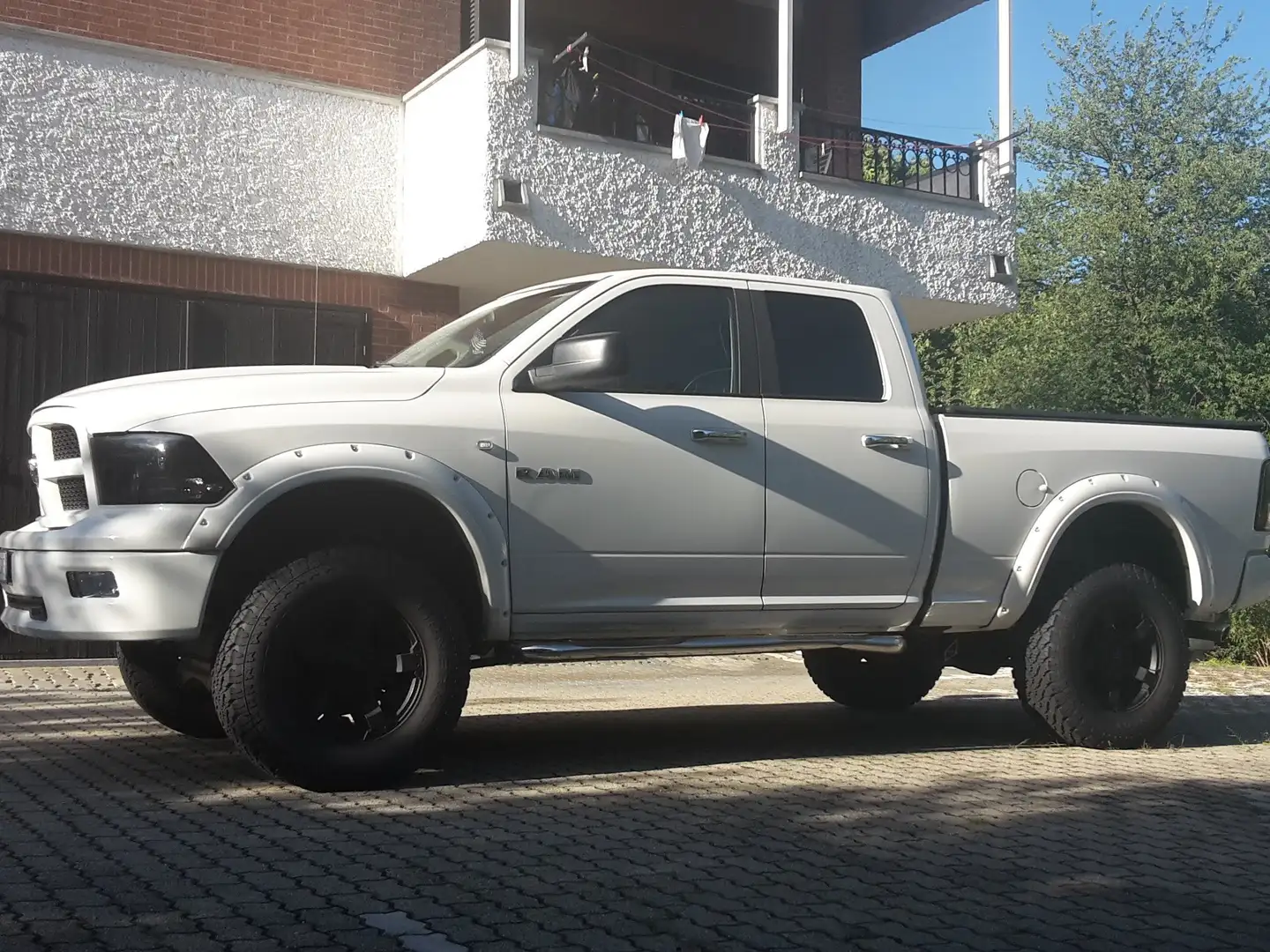 Dodge RAM Dodge Ram 1500 5.7L V8 HEMI Quad Cab 4x4 Bianco - 1