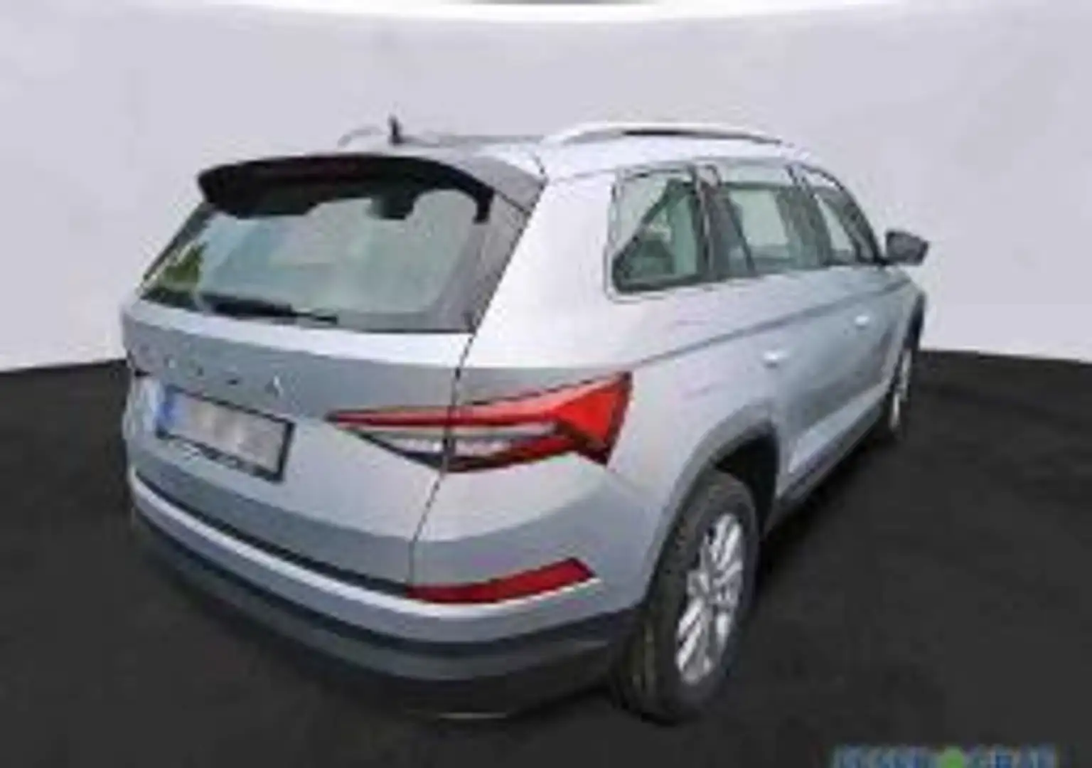 Skoda Kodiaq Style 2.0 TDI DSG APP Pano AHK LED SiHz Silber - 2