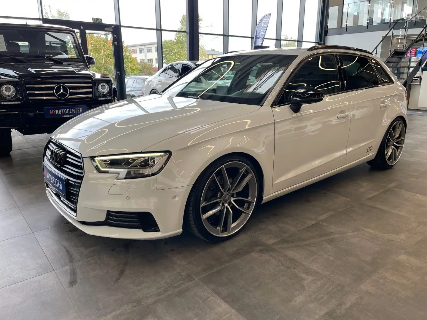 Audi A3 Sportback Sport *Virtual*Klima*LED*PDC* Weiß - 2