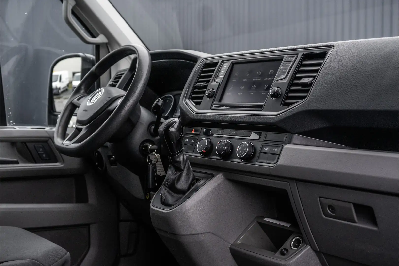Volkswagen Crafter 2.0 TDI L3H3 | Automaat | 177 PK | Euro 6 | 3.0T T Weiß - 2